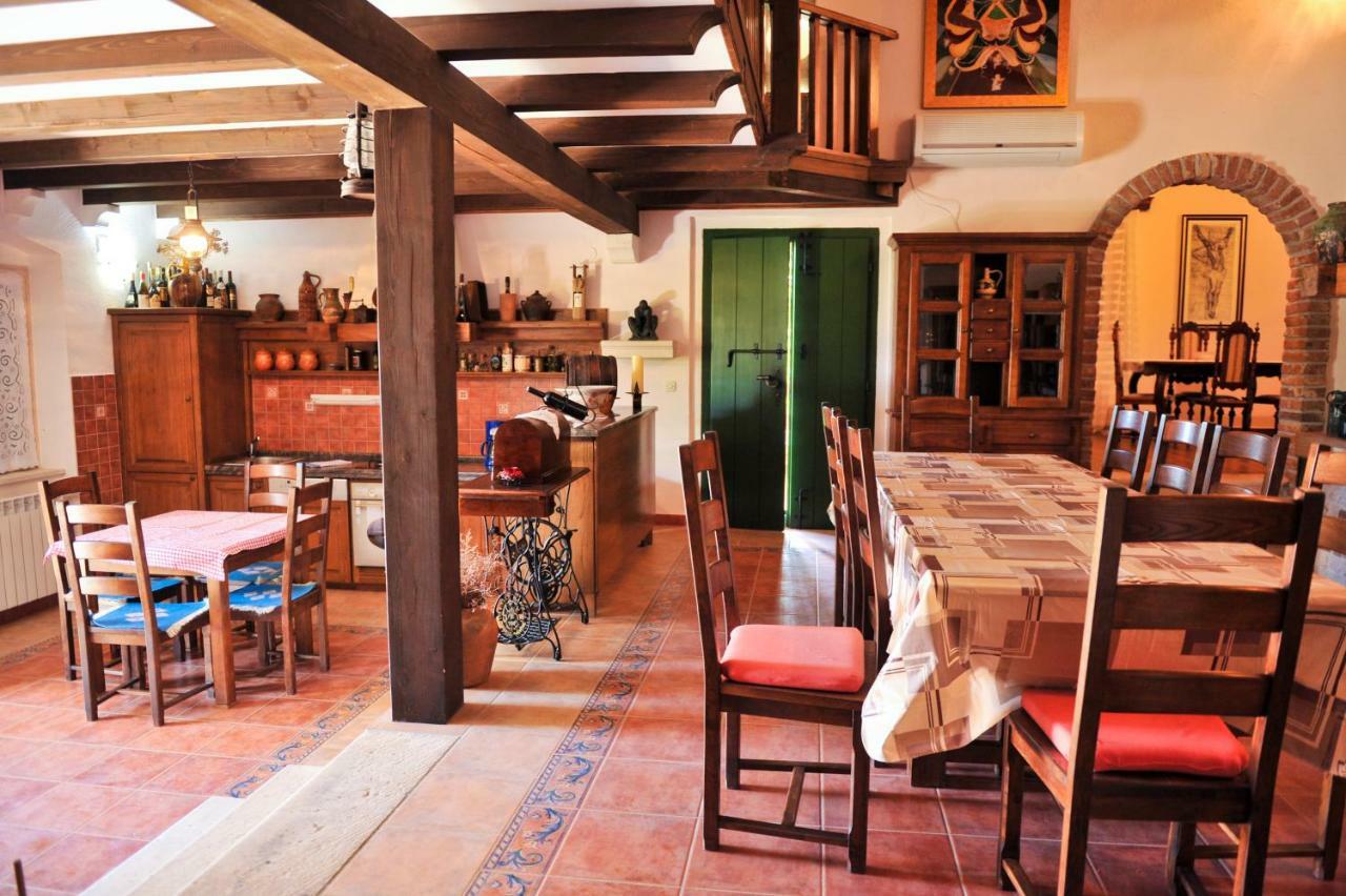 Villa Dabo Новаля Екстериор снимка